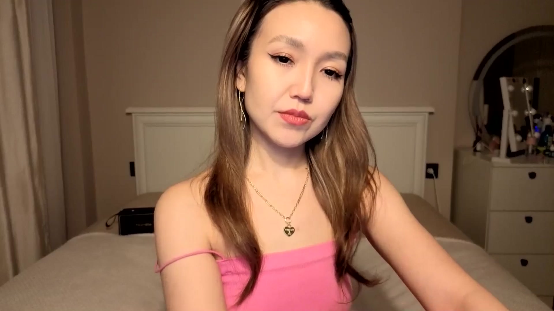 Gallery image thumbnail from Mellifluous_'s myfreecams stream on, 01/09/2026, 08:26 image 17 of 20