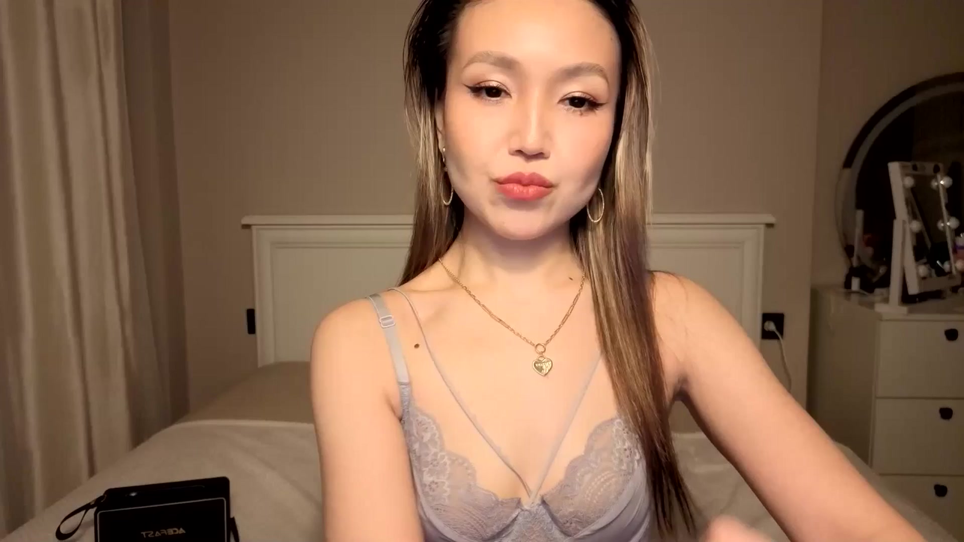 Gallery image thumbnail from Mellifluous_'s myfreecams stream on, 01/10/2026, 05:46 image 7 of 20