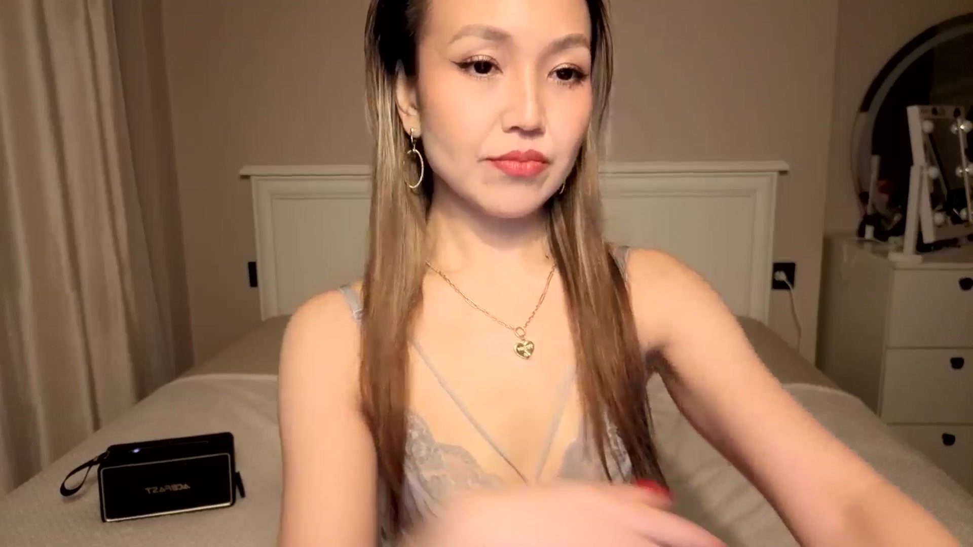 Gallery image thumbnail from Mellifluous_'s myfreecams stream on, 01/10/2026, 05:46 image 8 of 20