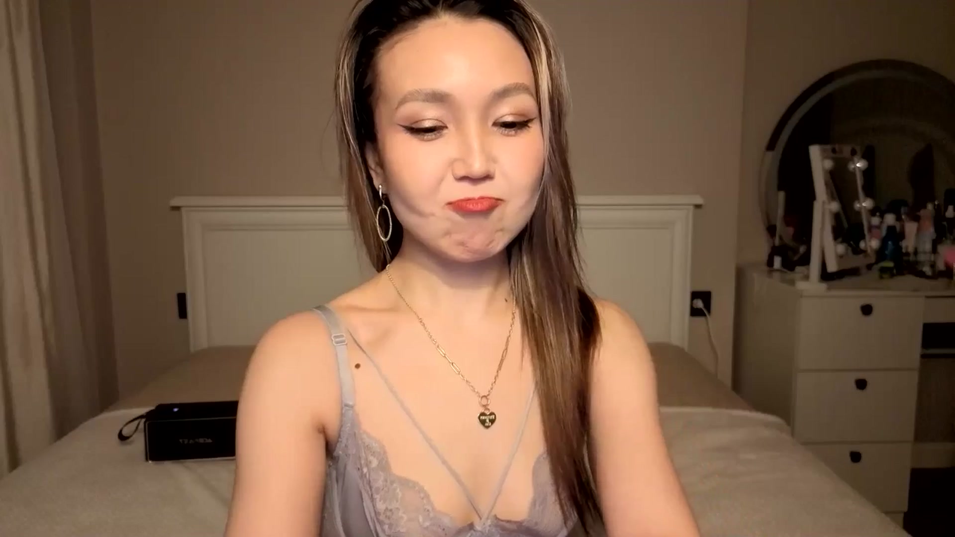 Gallery image thumbnail from Mellifluous_'s myfreecams stream on, 01/10/2026, 07:11 image 14 of 20