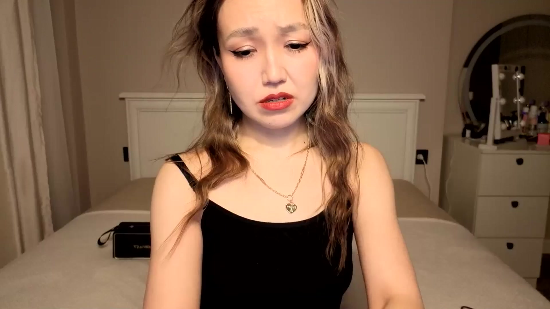 Gallery image thumbnail from Mellifluous_'s myfreecams stream on, 01/11/2026, 07:53 image 5 of 20
