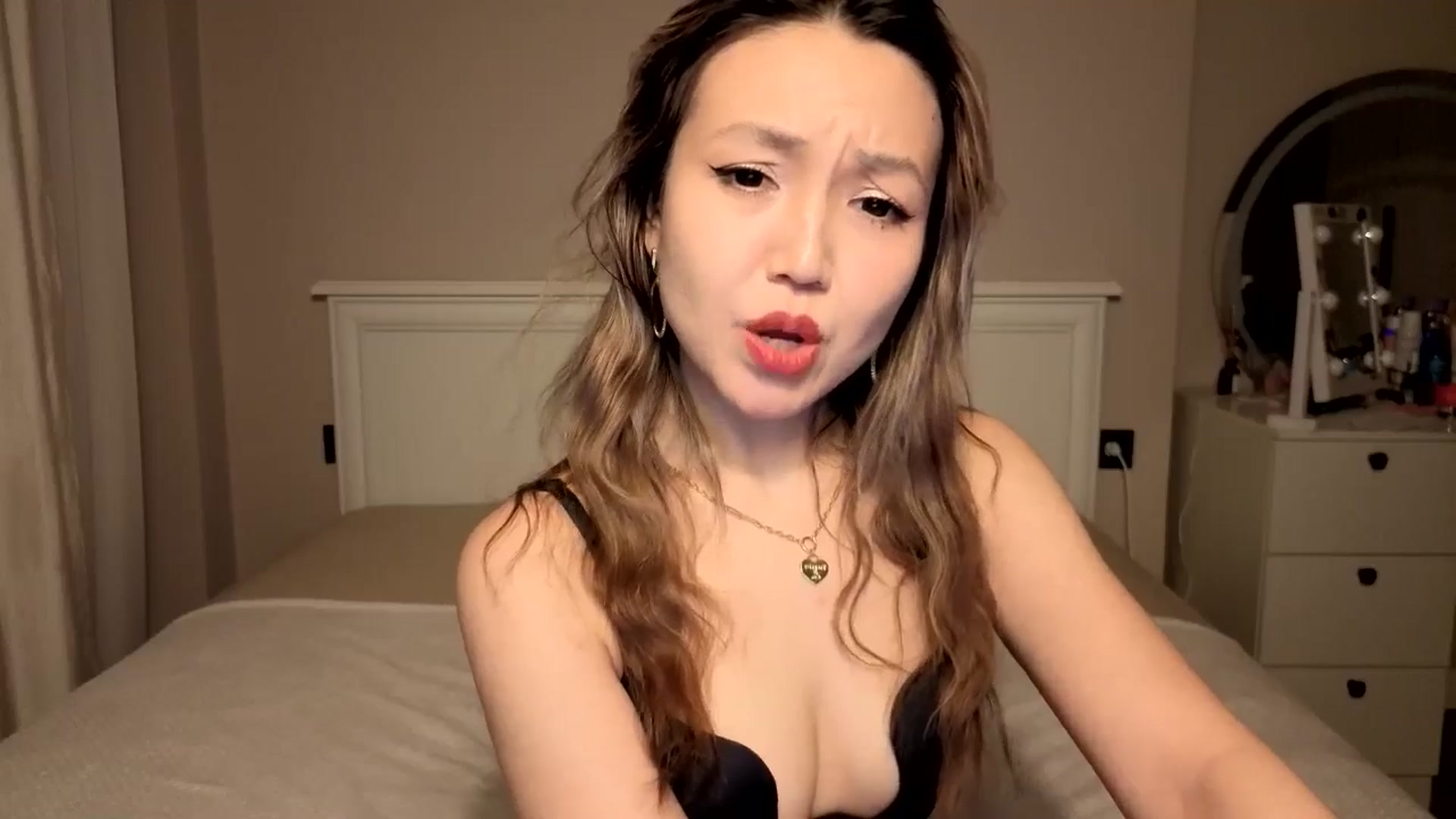 Gallery image thumbnail from Mellifluous_'s myfreecams stream on, 01/12/2026, 07:51 image 16 of 20