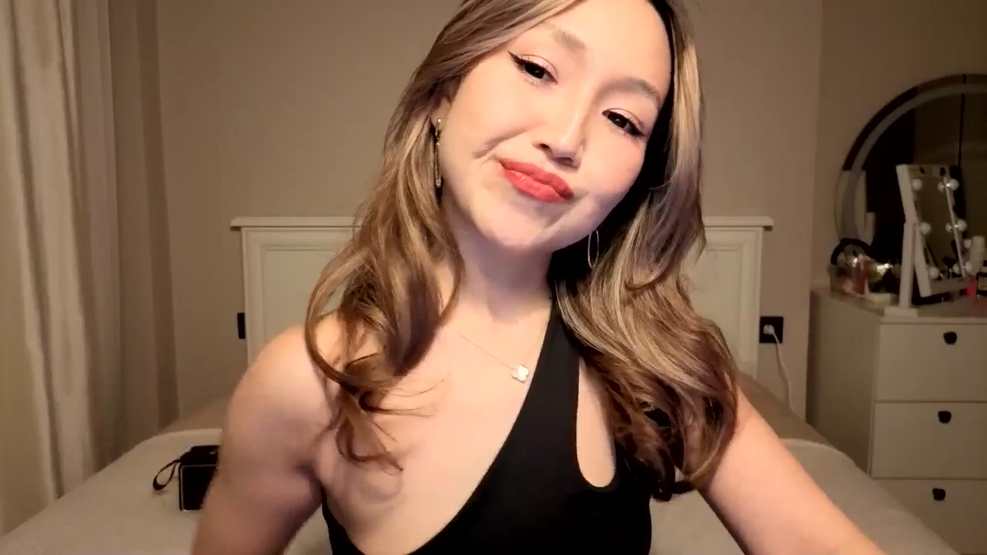 Gallery image thumbnail from Mellifluous_'s myfreecams stream on, 01/15/2026, 05:24 image 11 of 20