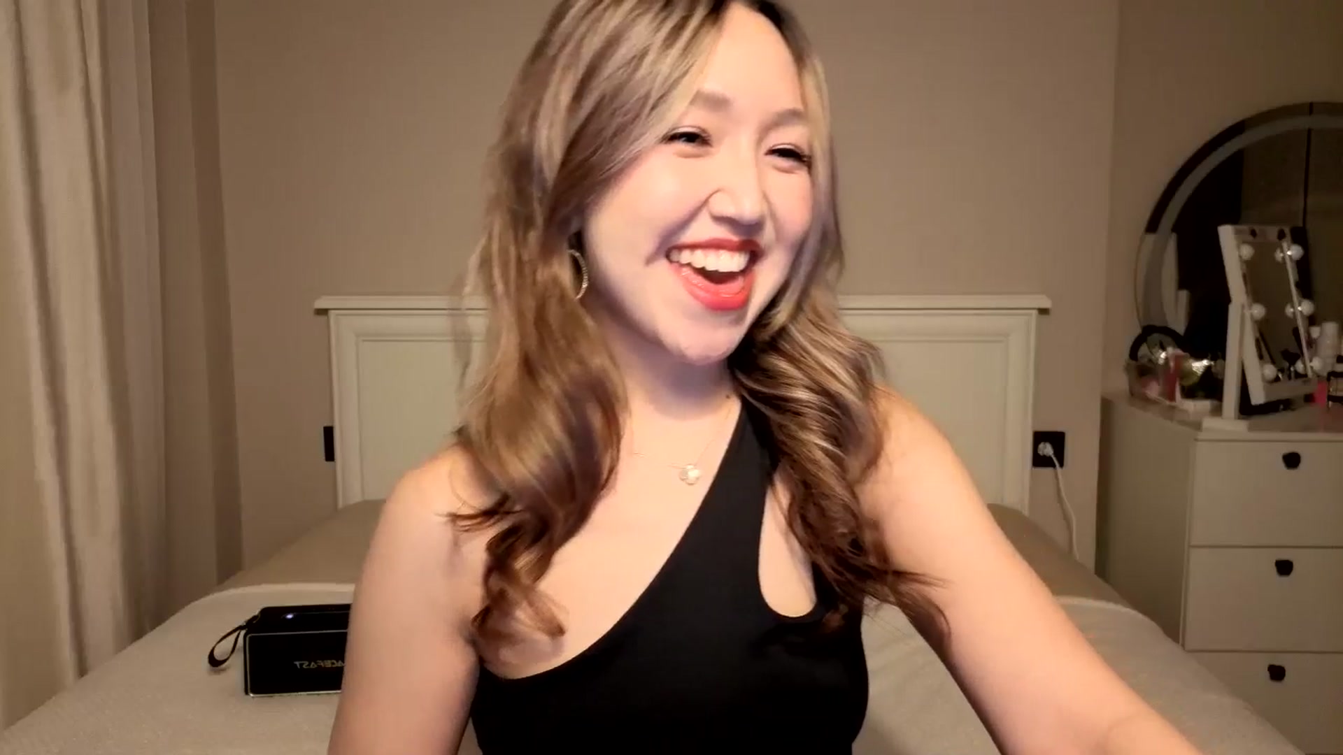 Gallery image thumbnail from Mellifluous_'s myfreecams stream on, 01/15/2026, 05:24 image 10 of 20