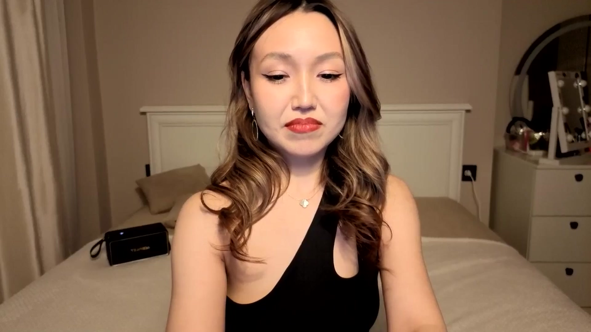 Gallery image thumbnail from Mellifluous_'s myfreecams stream on, 01/15/2026, 06:55 image 15 of 20