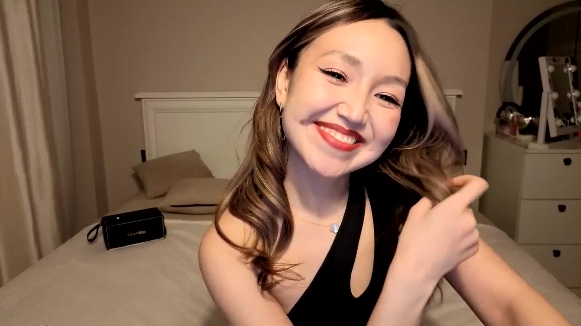 Gallery image thumbnail from Mellifluous_'s myfreecams stream on, 01/15/2026, 06:55 image 16 of 20