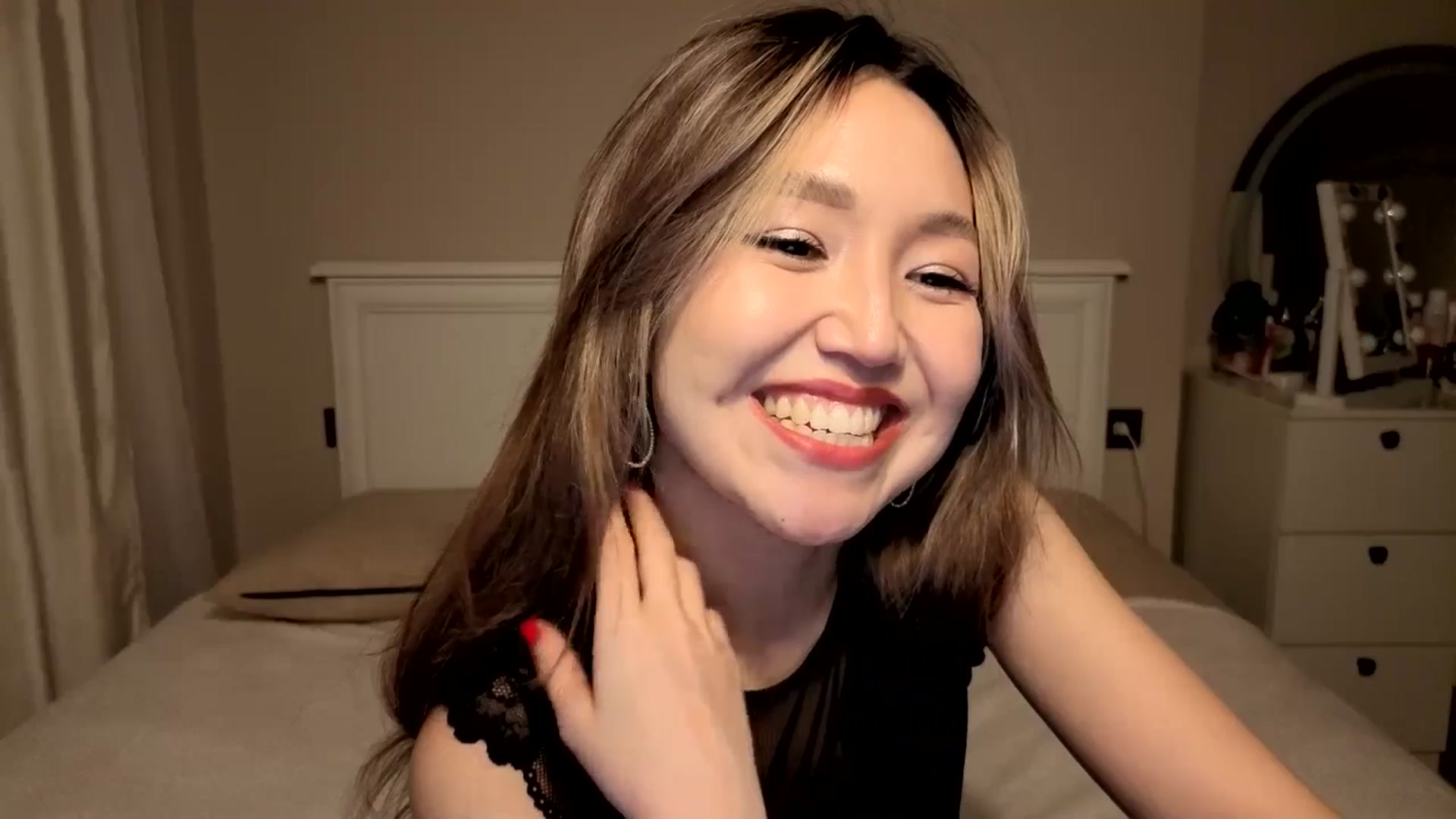 Gallery image thumbnail from Mellifluous_'s myfreecams stream on, 01/16/2026, 06:58 image 14 of 20