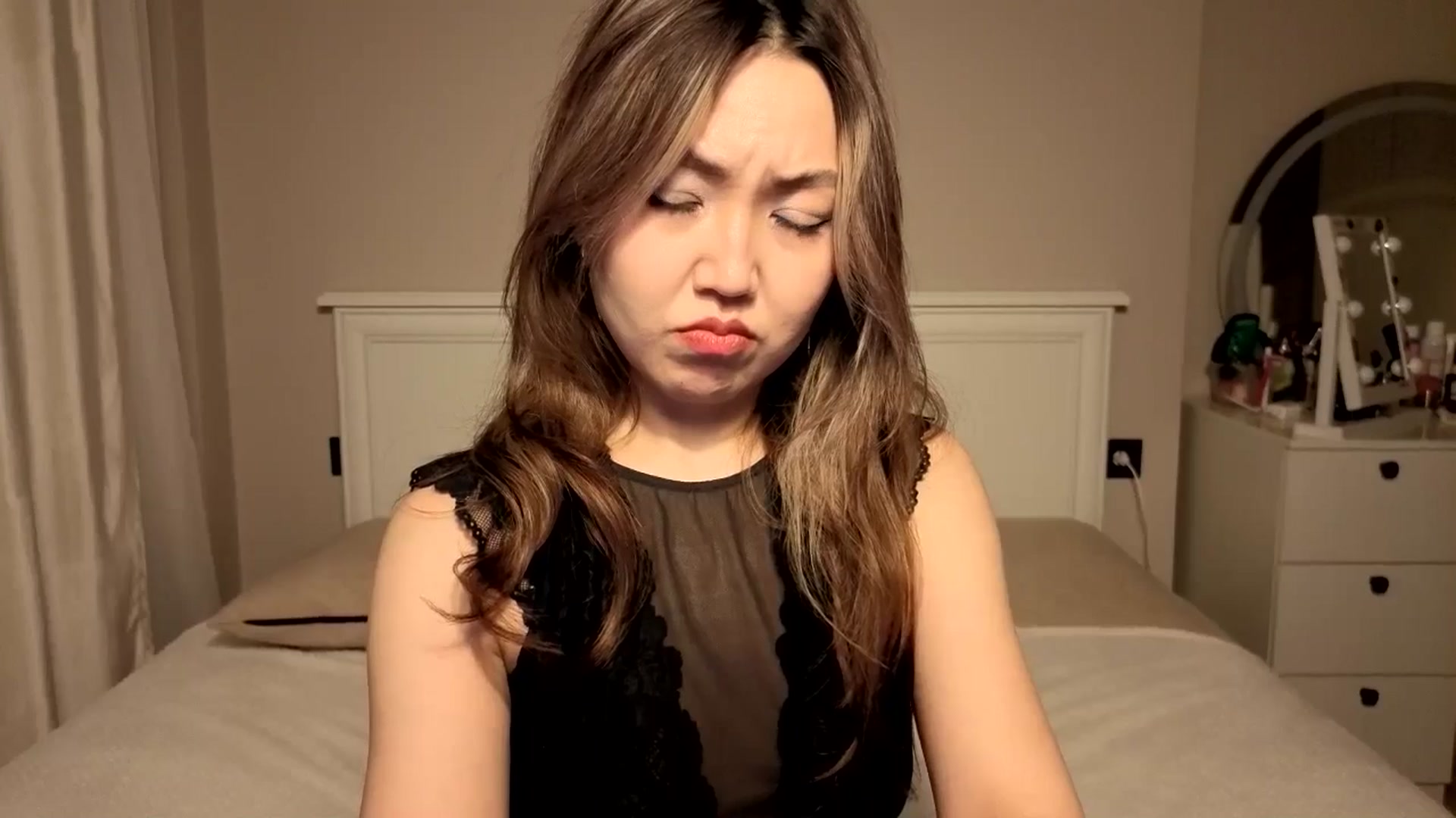 Gallery image thumbnail from Mellifluous_'s myfreecams stream on, 01/16/2026, 06:58 image 17 of 20