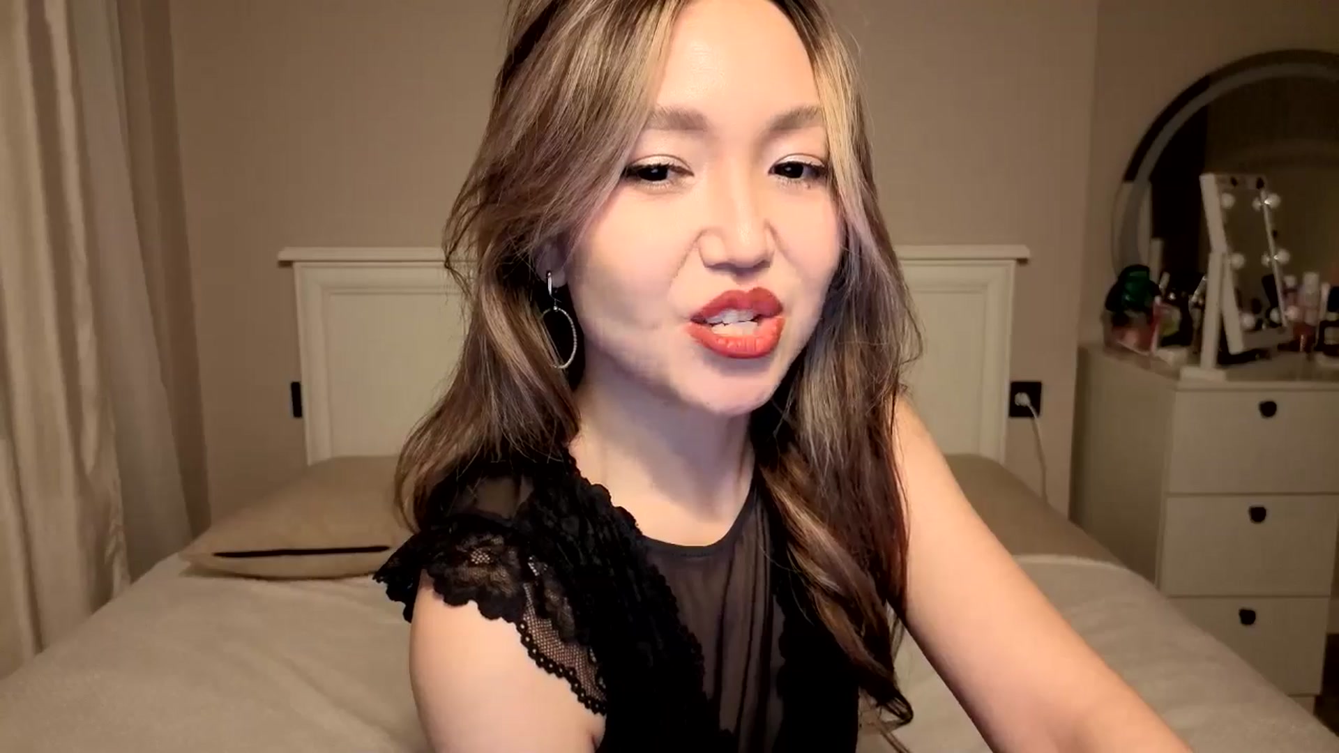 Gallery image thumbnail from Mellifluous_'s myfreecams stream on, 01/16/2026, 07:54 image 15 of 20