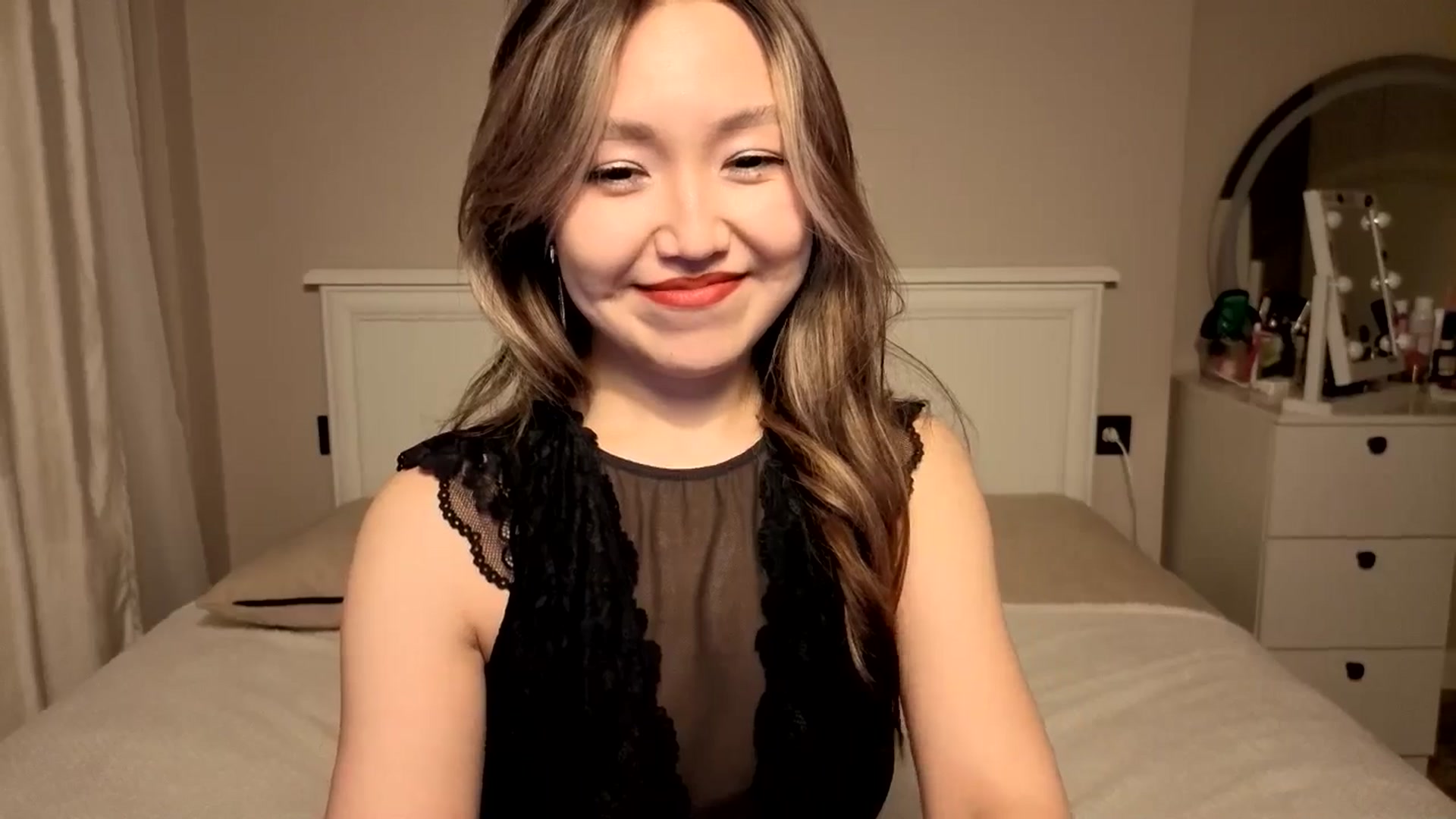 Gallery image thumbnail from Mellifluous_'s myfreecams stream on, 01/16/2026, 07:54 image 16 of 20
