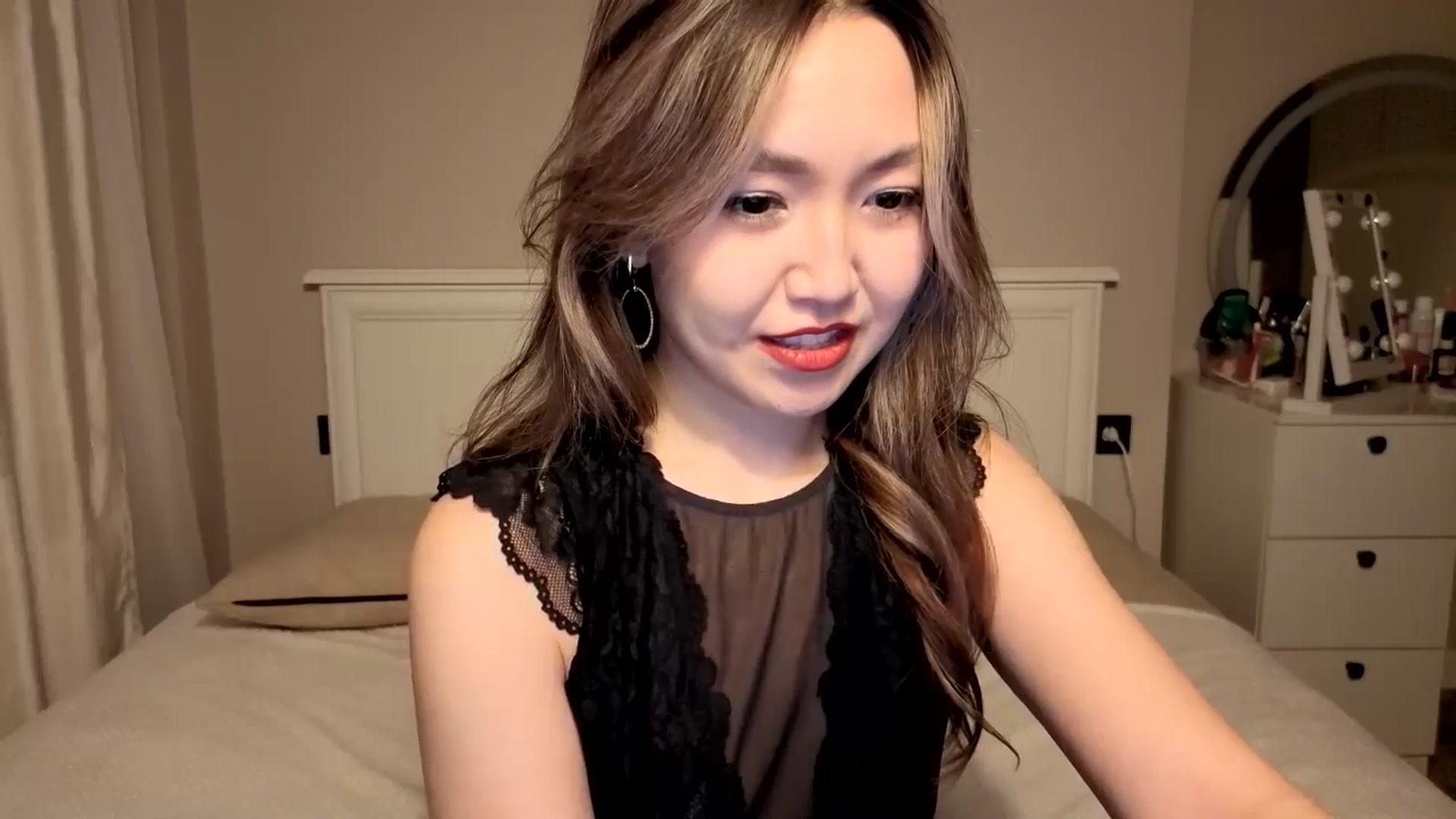 Gallery image thumbnail from Mellifluous_'s myfreecams stream on, 01/16/2026, 07:54 image 18 of 20