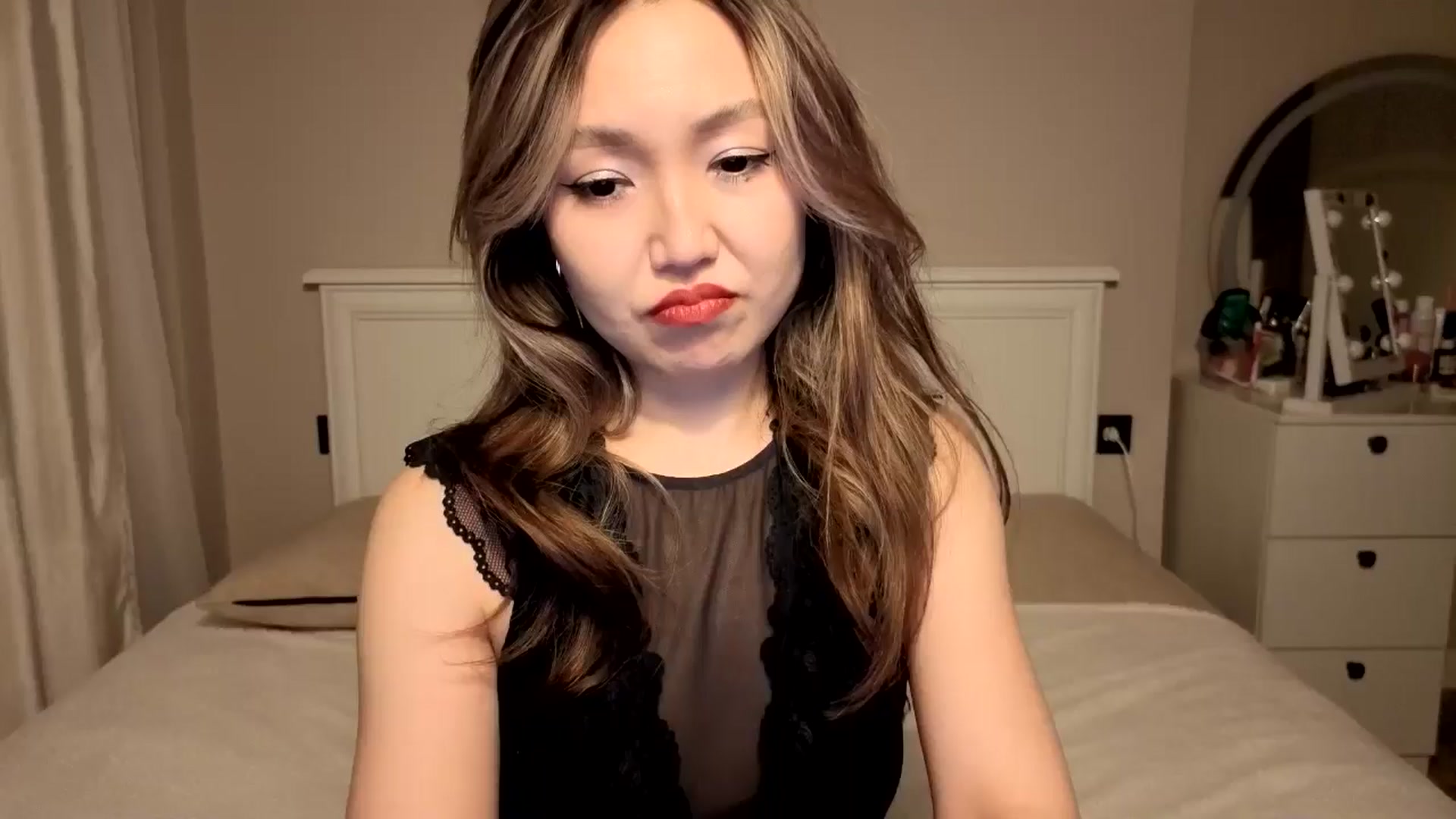 Gallery image thumbnail from Mellifluous_'s myfreecams stream on, 01/16/2026, 07:54 image 5 of 20