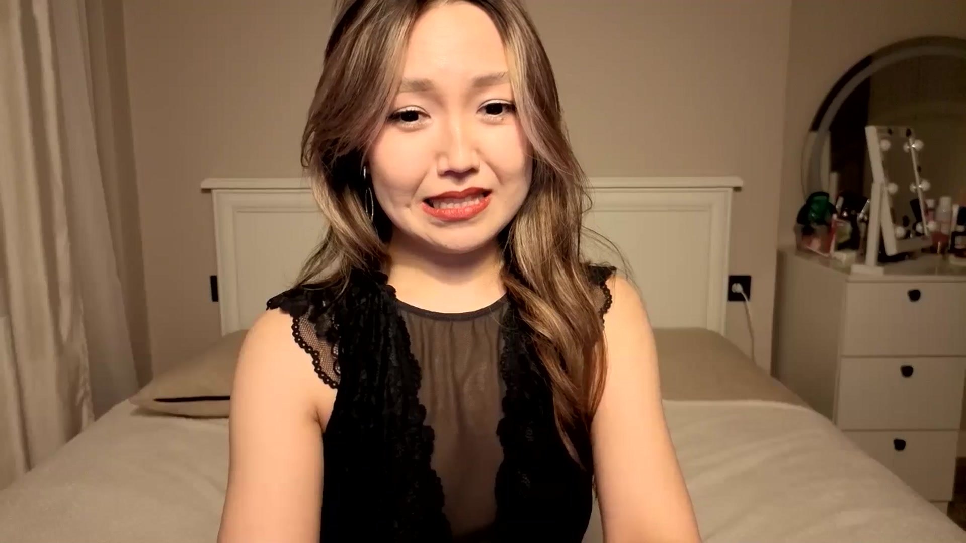 Gallery image thumbnail from Mellifluous_'s myfreecams stream on, 01/16/2026, 07:54 image 17 of 20