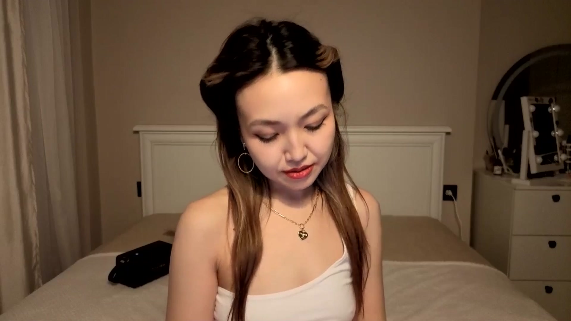 Gallery image thumbnail from Mellifluous_'s myfreecams stream on, 01/18/2026, 07:34 image 13 of 20