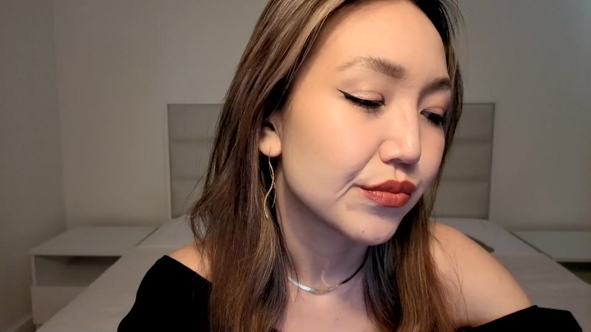 Gallery image thumbnail from Mellifluous_'s myfreecams stream on, 01/28/2026, 08:38 image 1 of 20