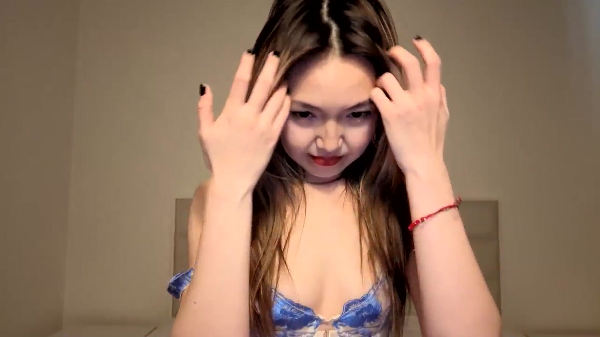 Gallery image thumbnail from Mellifluous_'s myfreecams stream on, 01/29/2026, 07:27 image 16 of 20