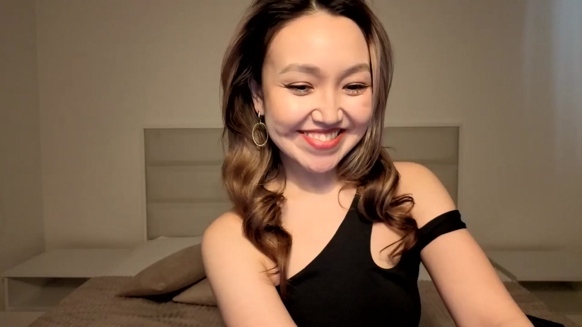 Gallery image thumbnail from Mellifluous_'s myfreecams stream on, 02/07/2026, 08:02 image 14 of 20