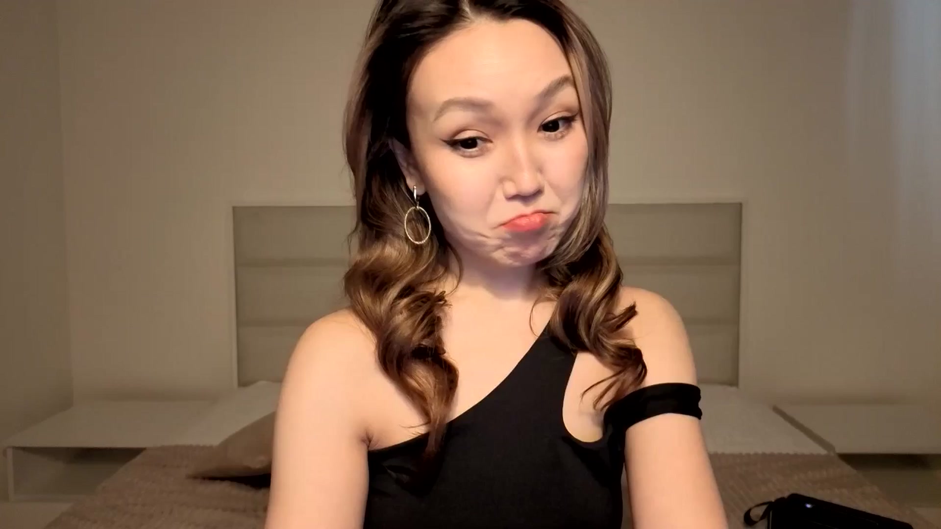 Gallery image thumbnail from Mellifluous_'s myfreecams stream on, 02/07/2026, 08:02 image 15 of 20