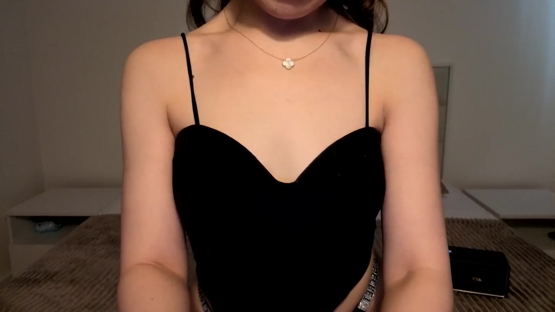 Gallery image thumbnail from Mellifluous_'s myfreecams stream on, 02/08/2026, 08:25 image 16 of 20