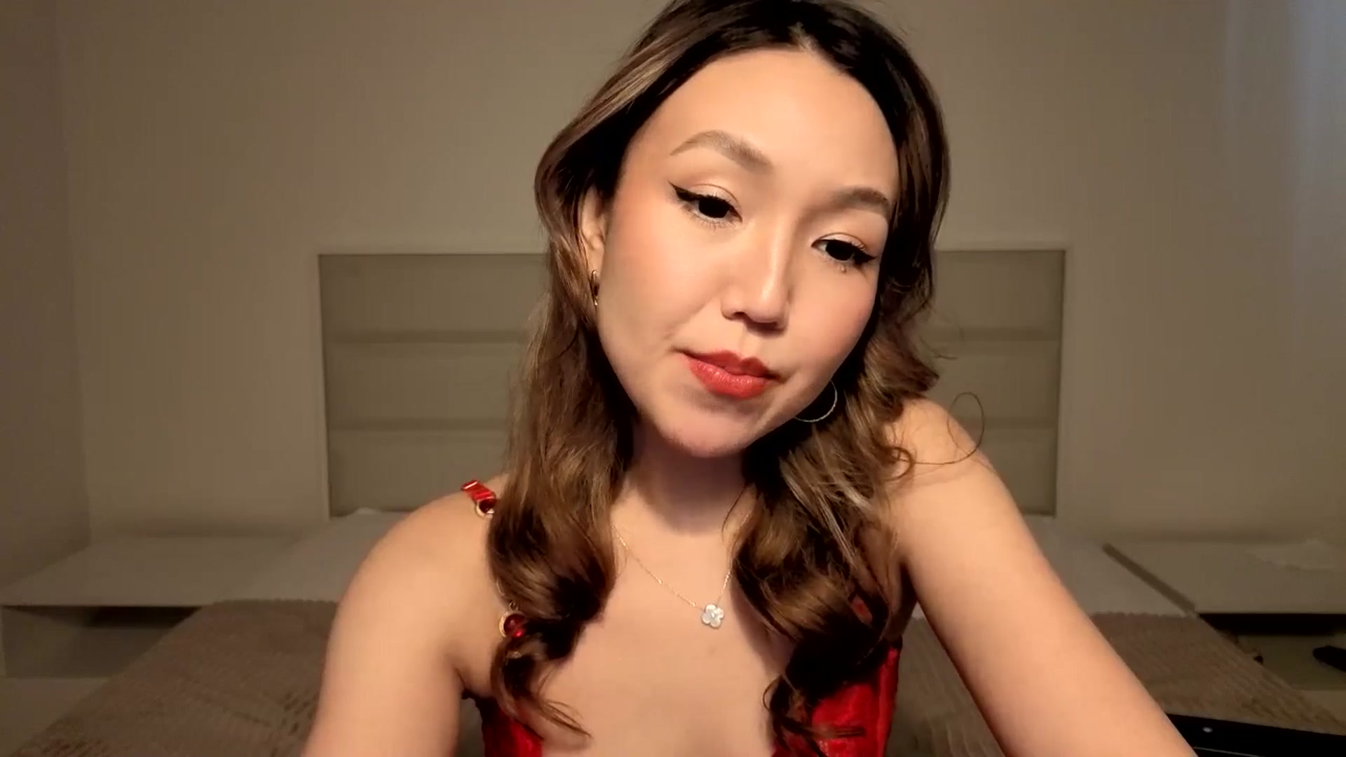 Gallery image thumbnail from Mellifluous_'s myfreecams stream on, 02/10/2026, 04:10 image 12 of 20
