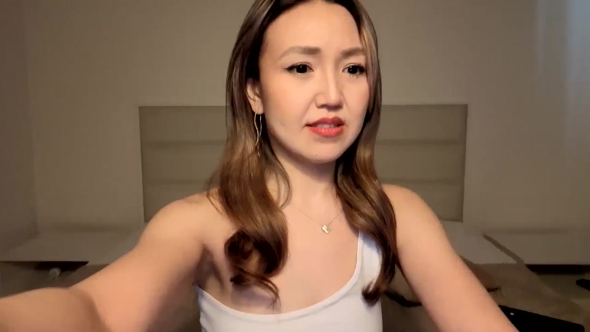 Gallery image thumbnail from Mellifluous_'s myfreecams stream on, 02/13/2026, 08:10 image 7 of 20