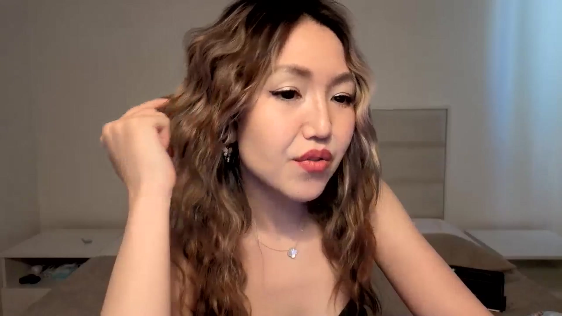 Gallery image thumbnail from Mellifluous_'s myfreecams stream on, 02/20/2026, 08:38 image 15 of 20