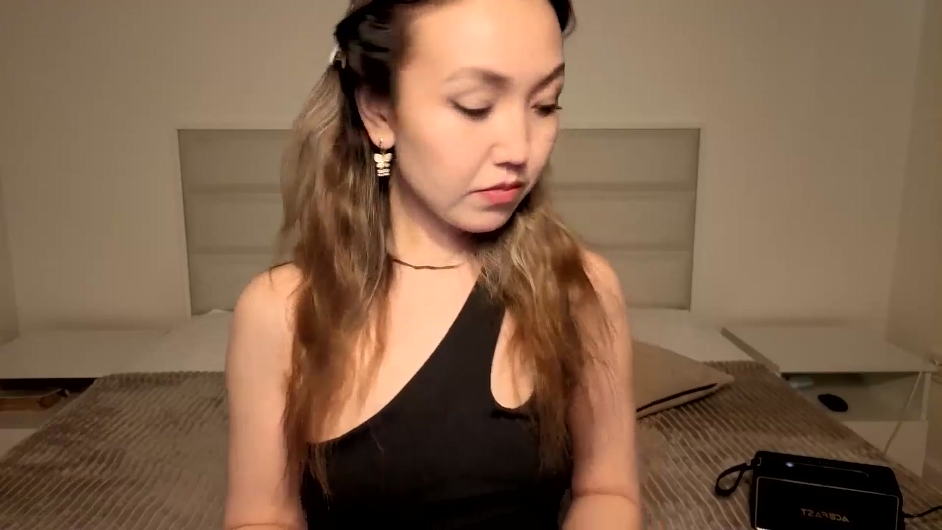Gallery image thumbnail from Mellifluous_'s myfreecams stream on, 03/06/2026, 08:52 image 2 of 20