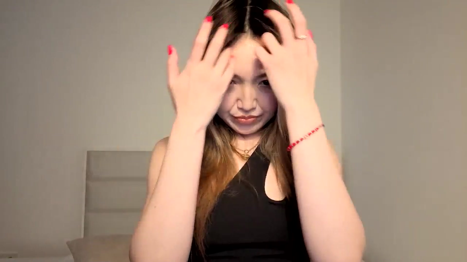 Gallery image thumbnail from Mellifluous_'s myfreecams stream on, 04/12/2026, 07:10 image 7 of 20