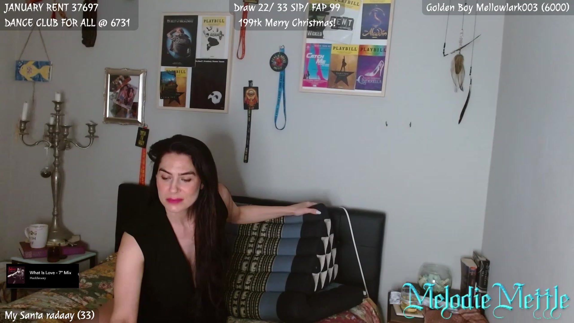 Gallery image thumbnail from MelodieMettle's myfreecams stream on, 12/25/2023, 02:49 image 3 of 20