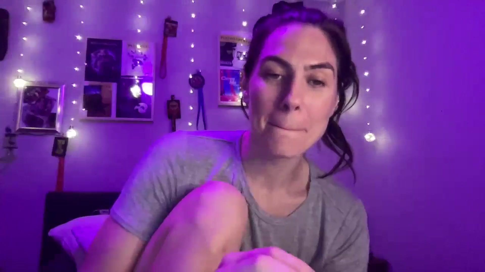 Gallery image thumbnail from MelodieMettle's myfreecams stream on, 08/20/2024, 08:59 image 4 of 20