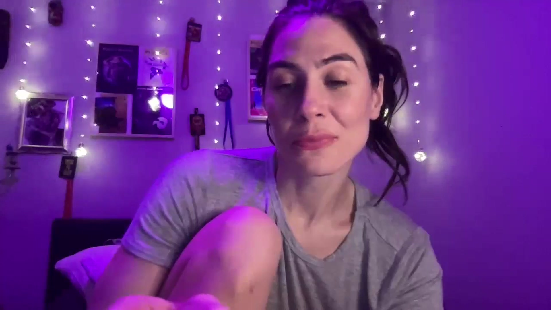 Gallery image thumbnail from MelodieMettle's myfreecams stream on, 08/20/2024, 08:59 image 11 of 20