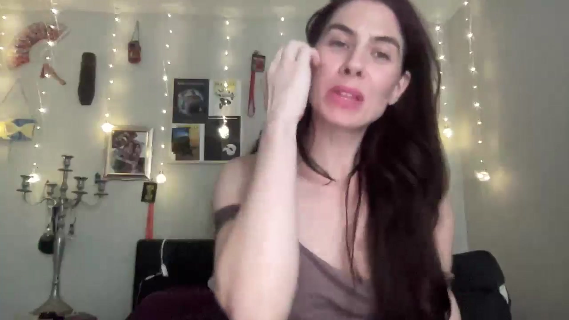 Gallery image thumbnail from MelodieMettle's myfreecams stream on, 08/31/2024, 15:57 image 11 of 20