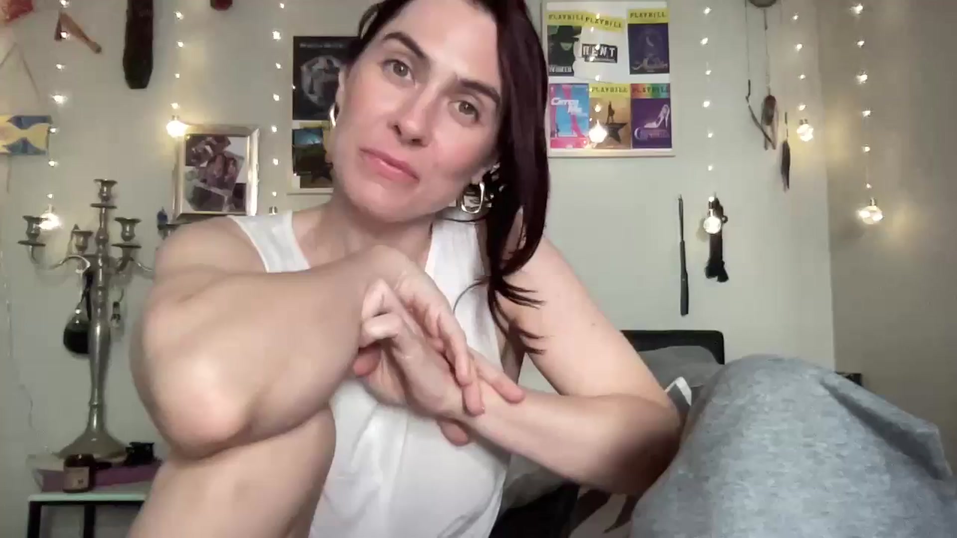 Gallery image thumbnail from MelodieMettle's myfreecams stream on, 09/05/2024, 01:18 image 1 of 20