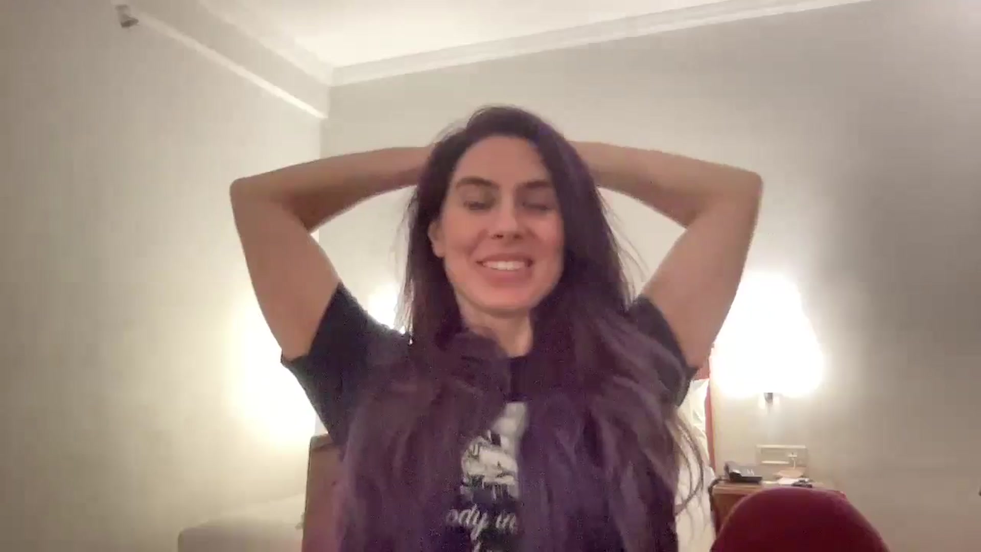 Gallery image thumbnail from MelodieMettle's myfreecams stream on, 12/31/2024, 22:18 image 7 of 20