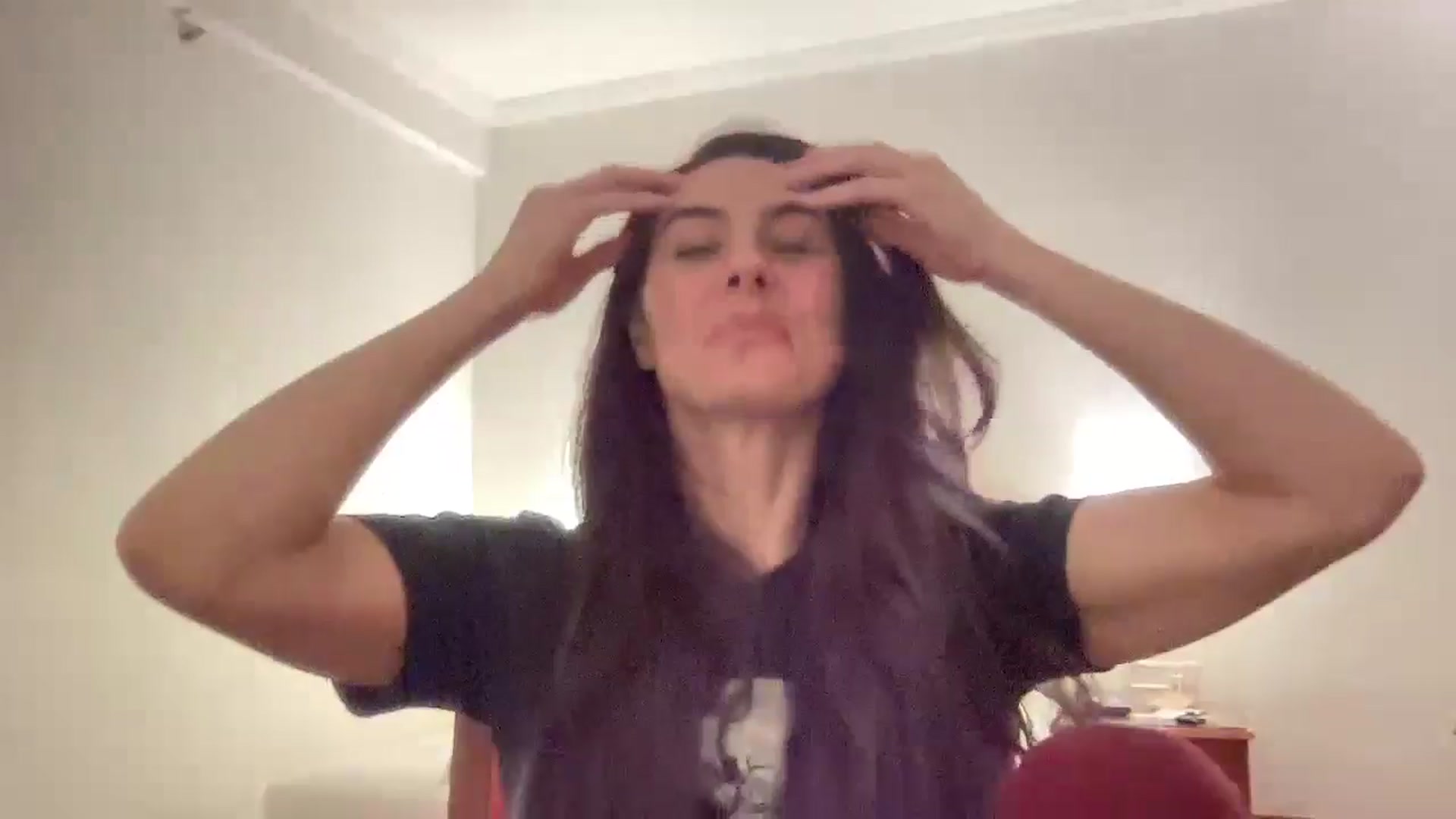 Gallery image thumbnail from MelodieMettle's myfreecams stream on, 12/31/2024, 22:18 image 2 of 20