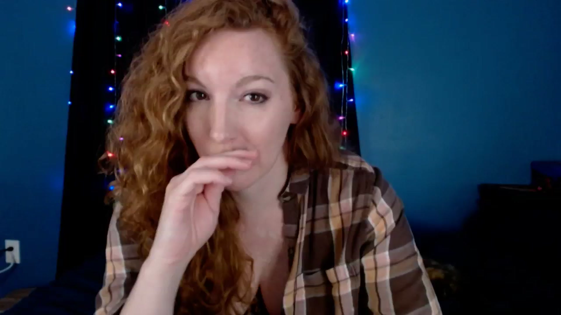 Gallery image thumbnail from Melody's myfreecams stream on, 10/10/2023, 02:49 image 13 of 20