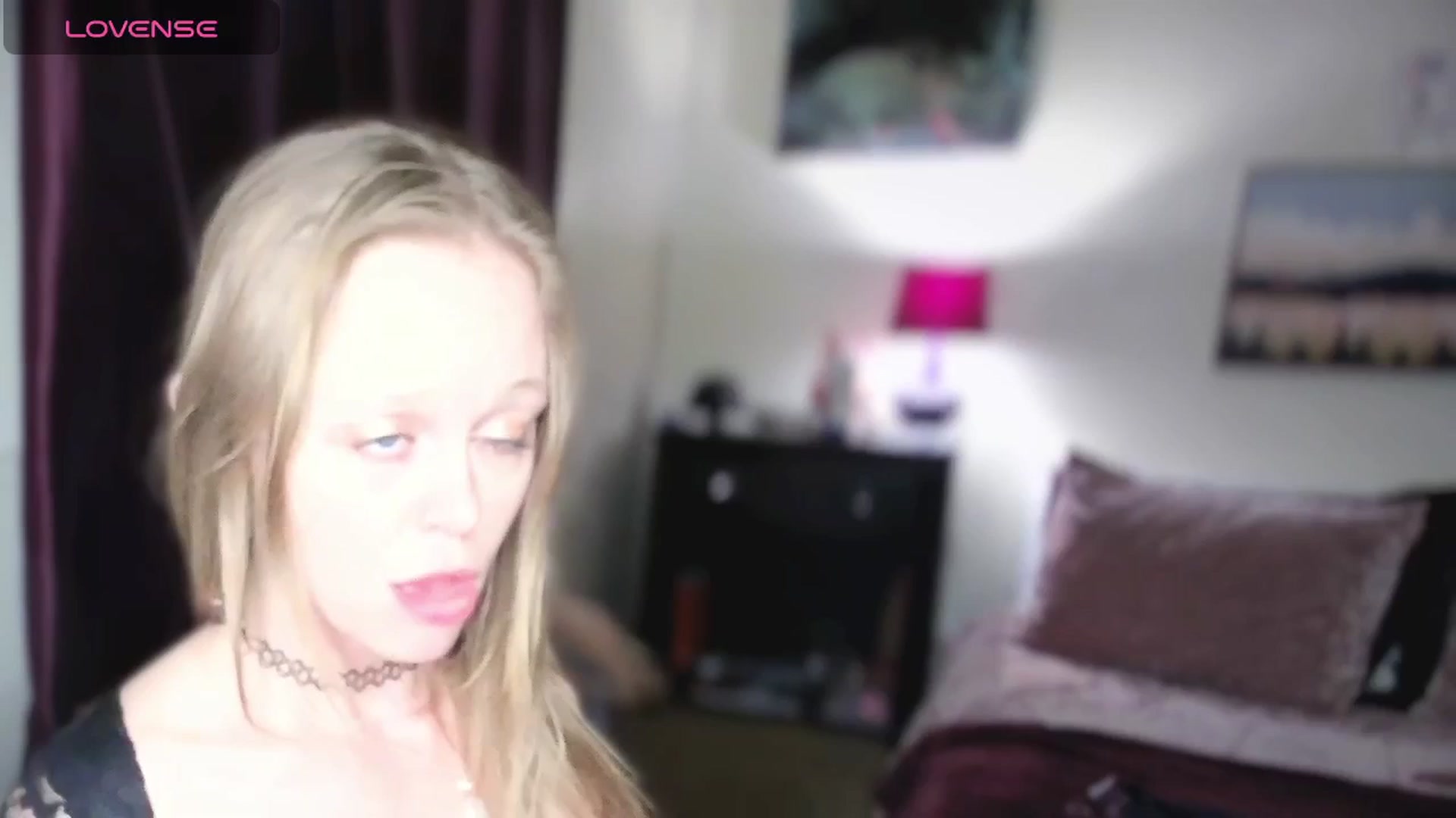 Gallery image thumbnail from MelodyLou6969's myfreecams stream on, 12/26/2025, 02:34 image 9 of 20