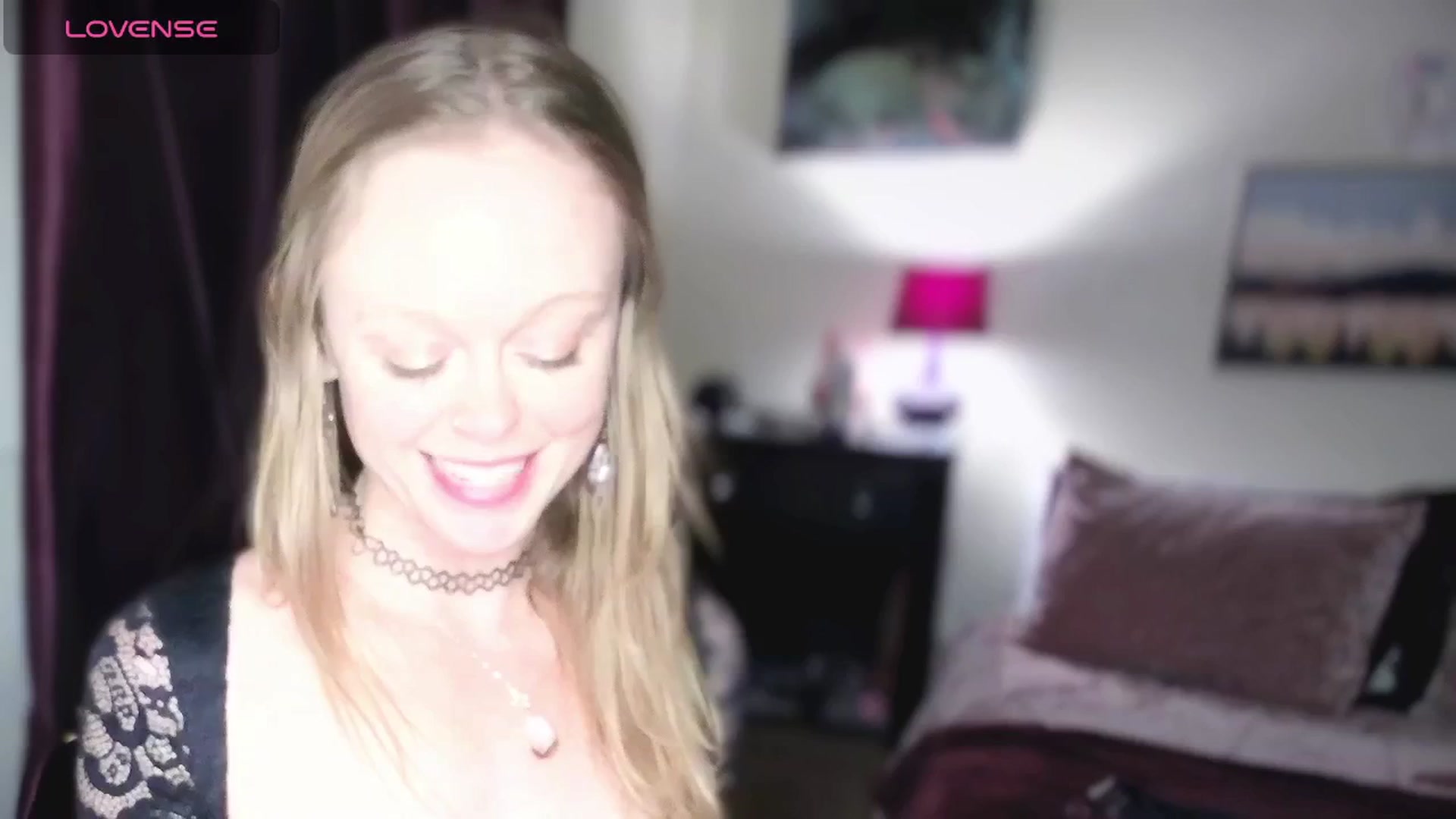 Gallery image thumbnail from MelodyLou6969's myfreecams stream on, 12/26/2025, 02:34 image 1 of 20