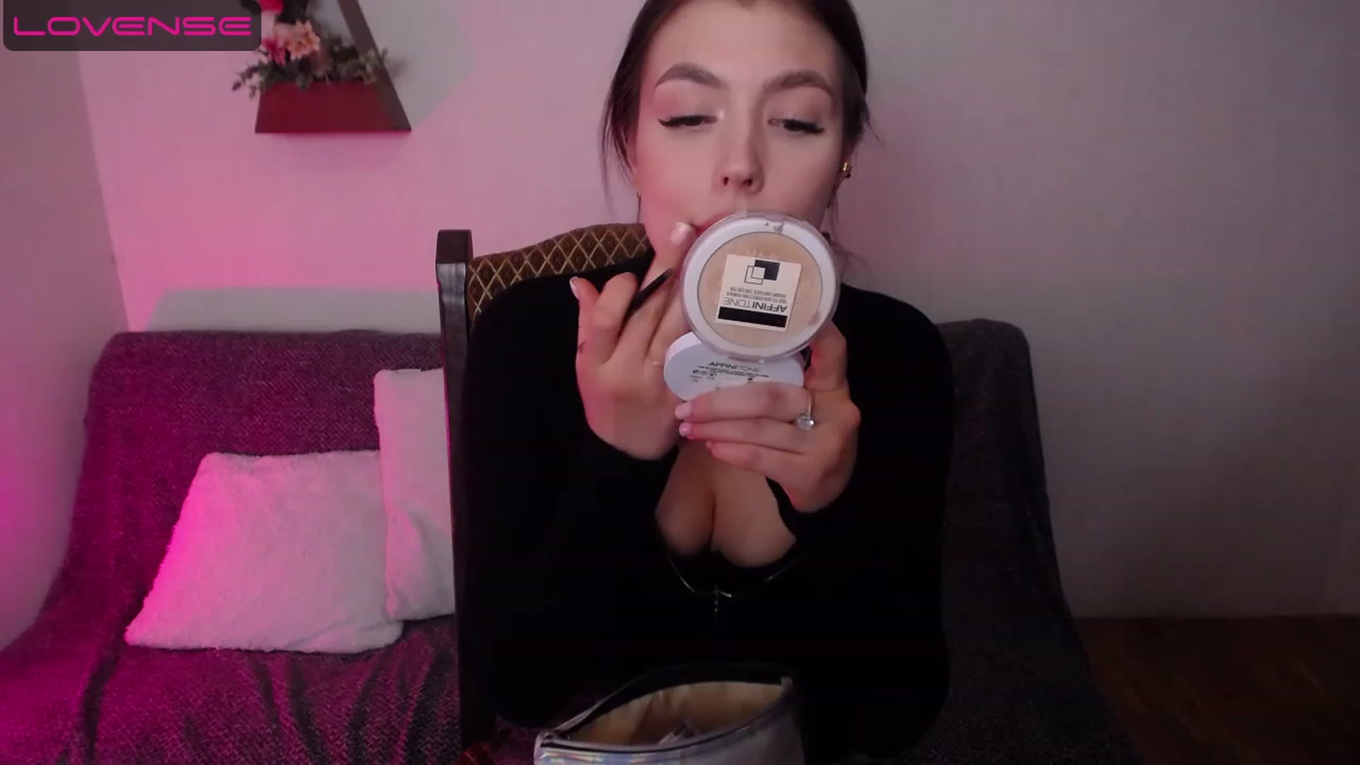 Gallery image thumbnail from MelodyStarr's myfreecams stream on, 04/16/2023, 11:42 image 17 of 20