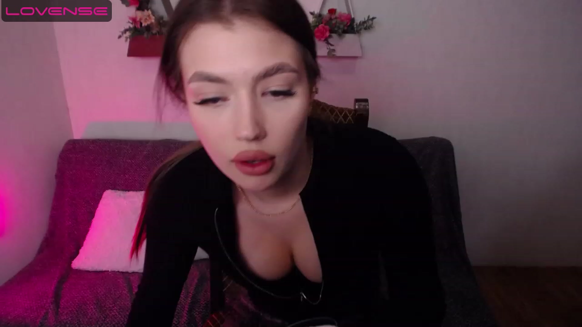 Gallery image thumbnail from MelodyStarr's myfreecams stream on, 04/16/2023, 11:42 image 18 of 20