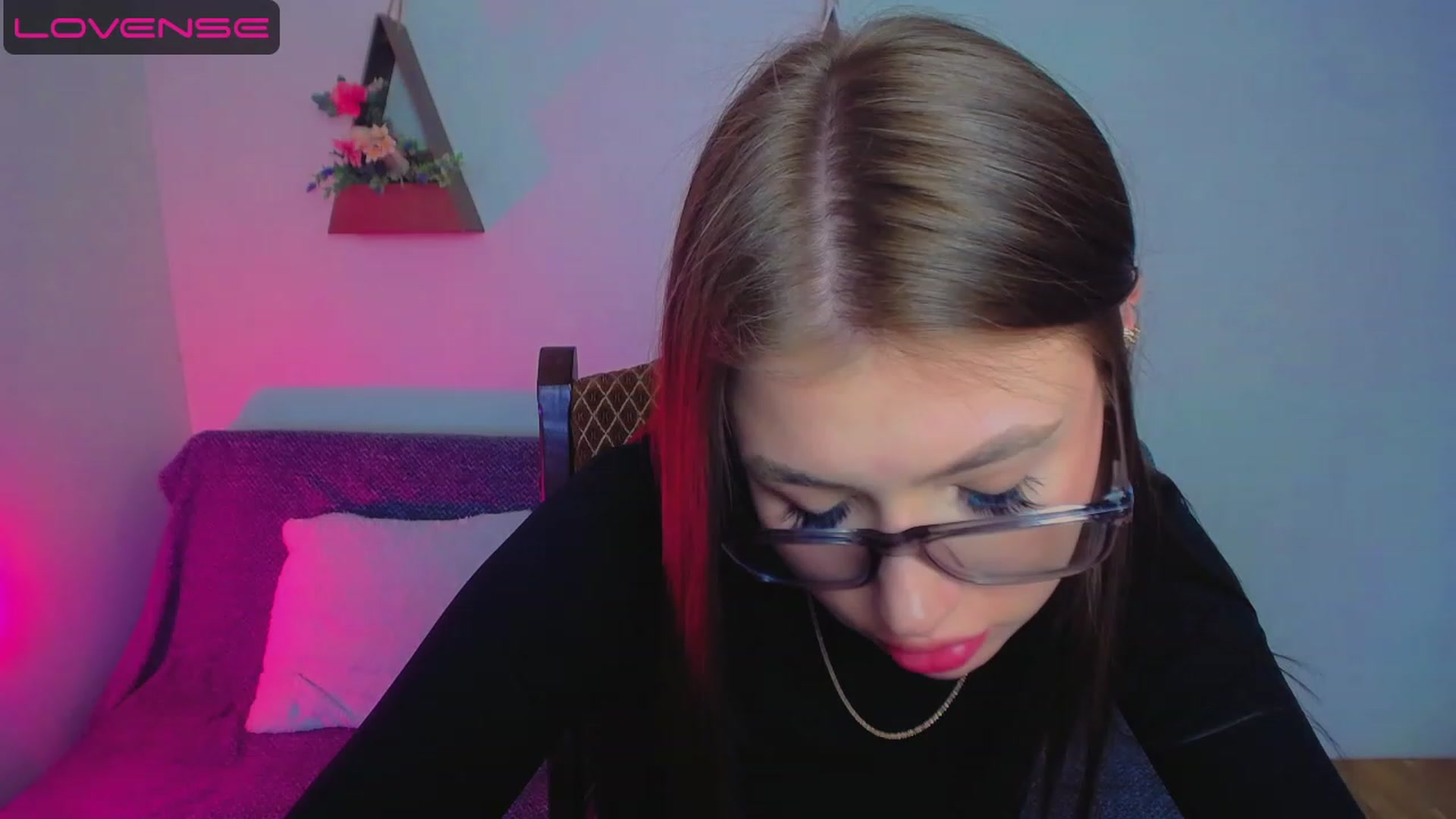 Gallery image thumbnail from MelodyStarr's myfreecams stream on, 04/18/2023, 10:11 image 12 of 20