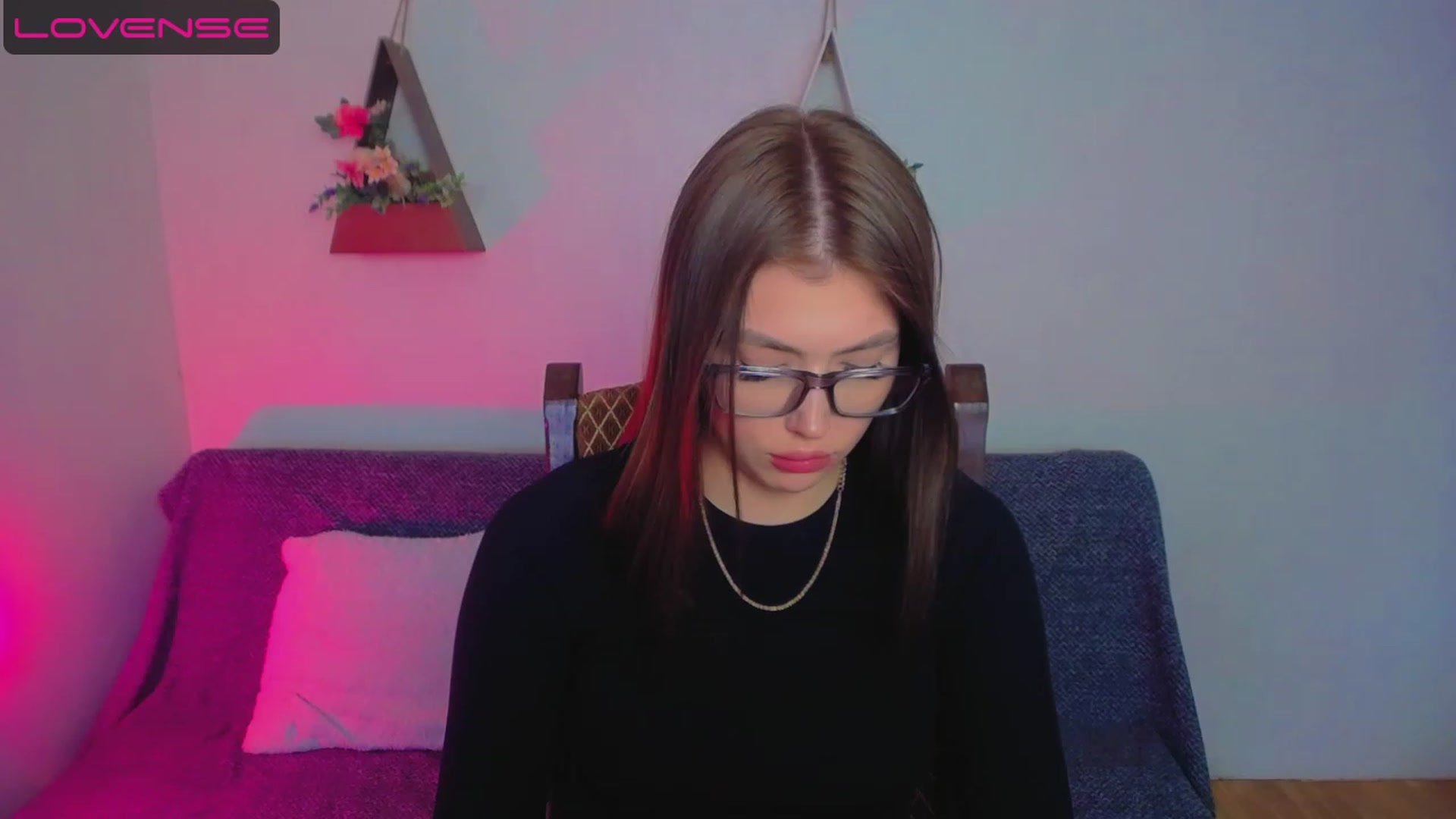 Gallery image thumbnail from MelodyStarr's myfreecams stream on, 04/18/2023, 10:11 image 2 of 20