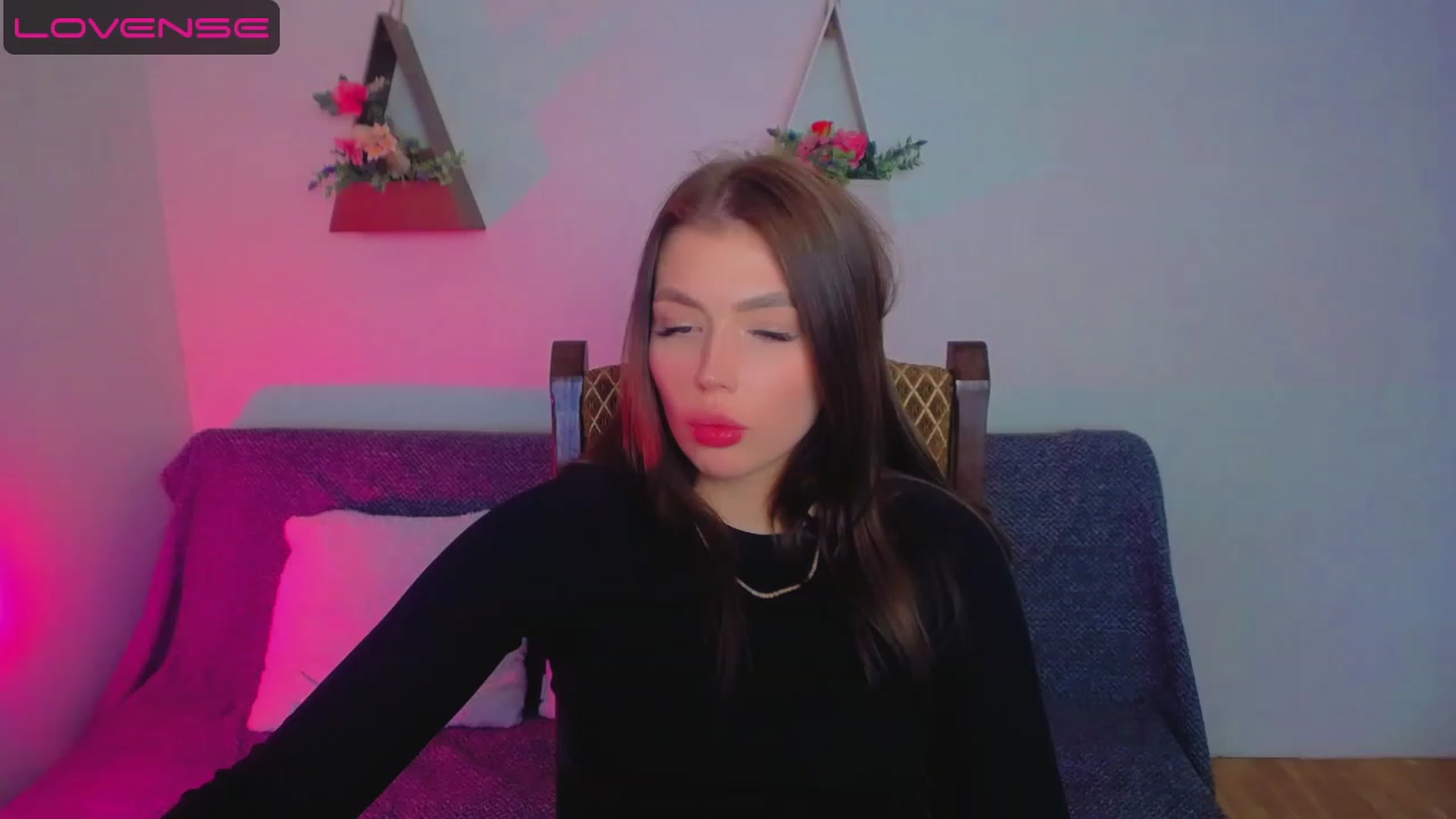 Gallery image thumbnail from MelodyStarr's myfreecams stream on, 04/18/2023, 10:11 image 19 of 20