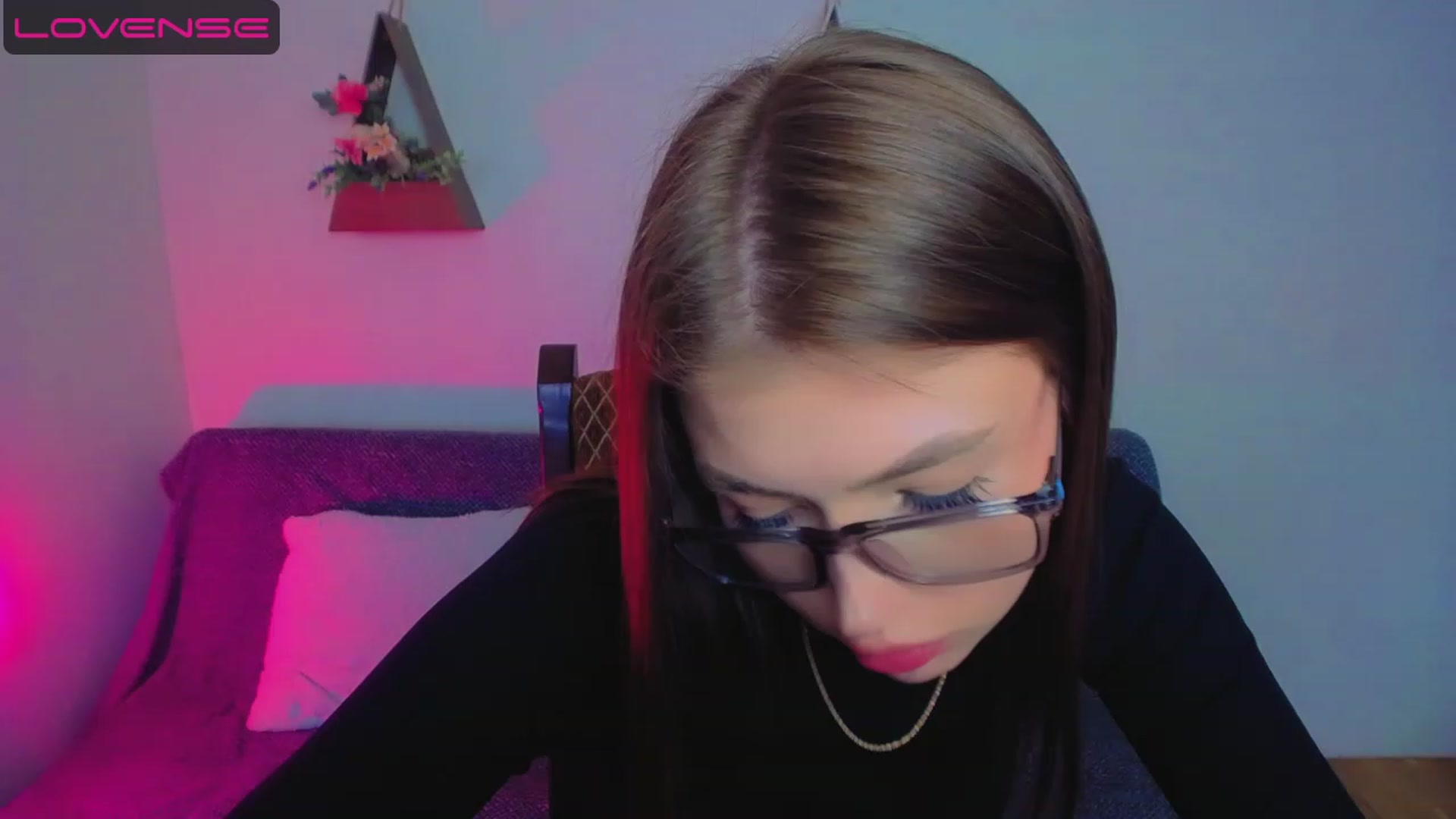 Gallery image thumbnail from MelodyStarr's myfreecams stream on, 04/18/2023, 10:11 image 15 of 20