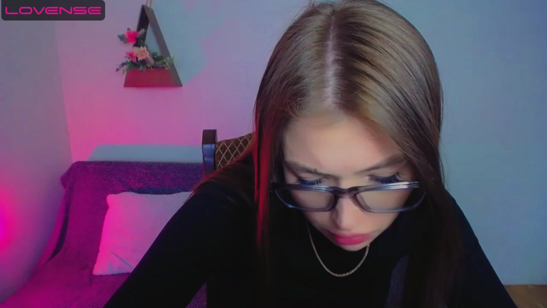 Gallery image thumbnail from MelodyStarr's myfreecams stream on, 04/18/2023, 10:11 image 13 of 20