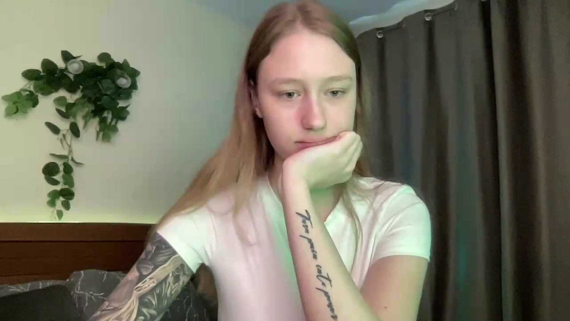 Gallery image thumbnail from Melody_Sabre's myfreecams stream on, 08/14/2026, 07:31 image 8 of 20
