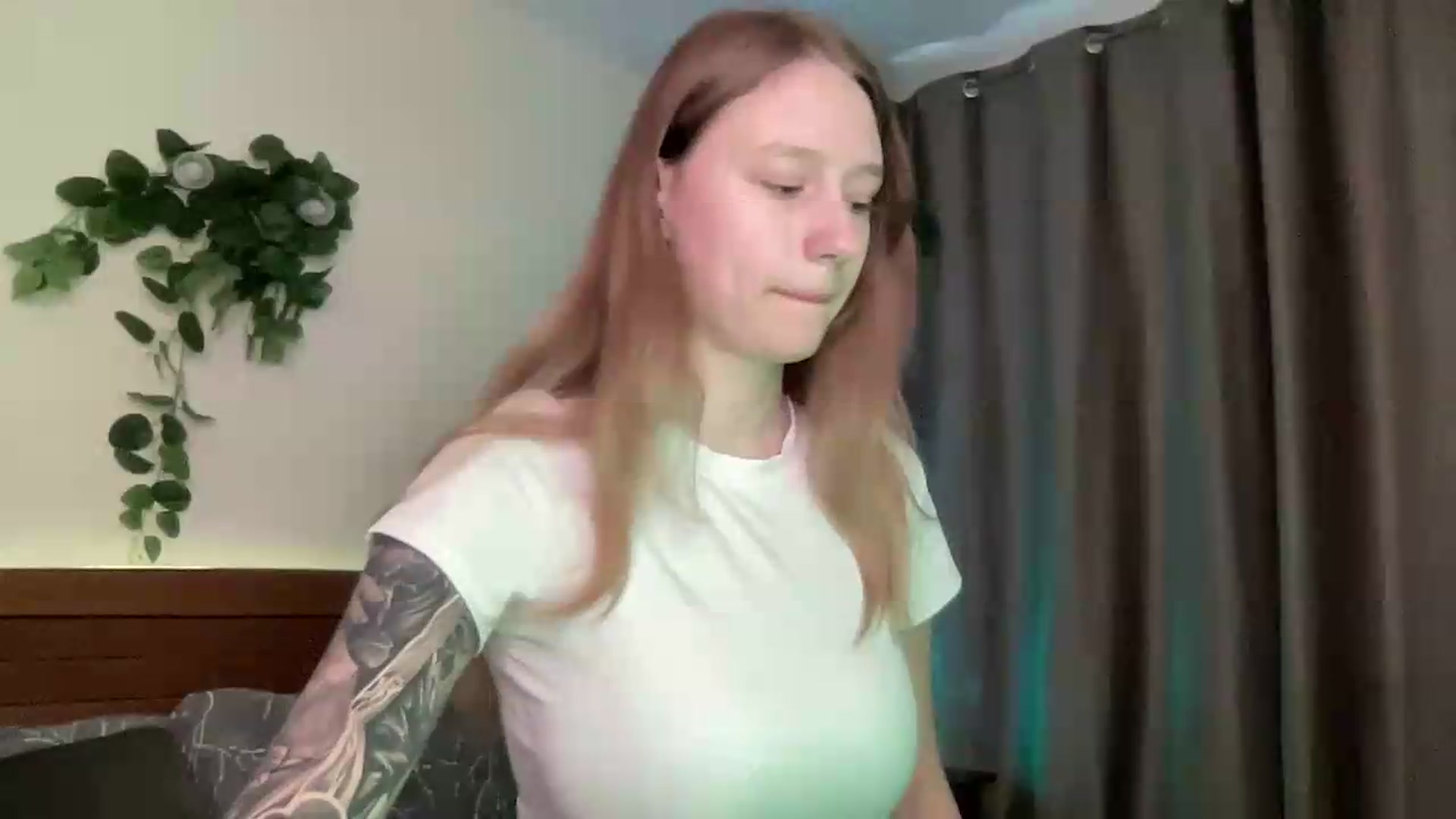 Gallery image thumbnail from Melody_Sabre's myfreecams stream on, 08/14/2026, 07:31 image 5 of 20