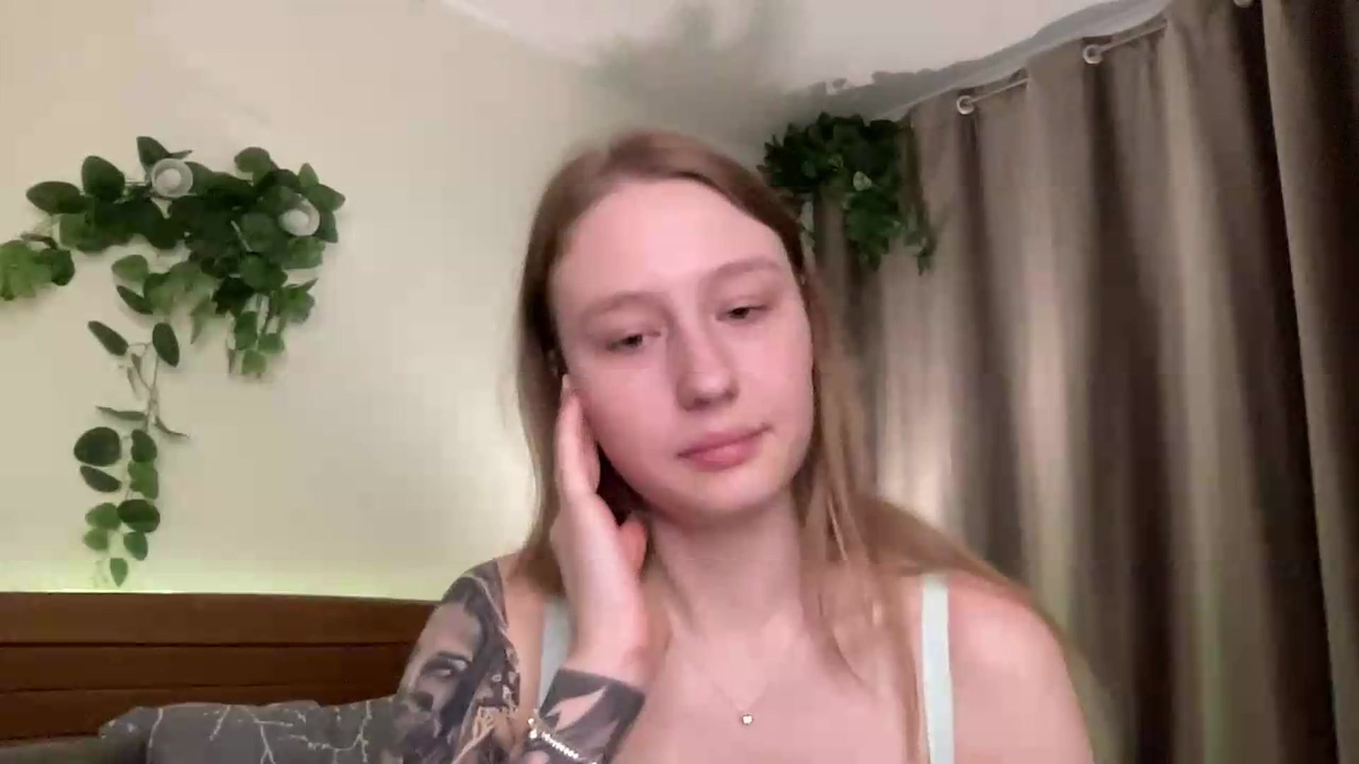 Gallery image thumbnail from Melody_Sabre's myfreecams stream on, 08/14/2026, 09:53 image 20 of 20