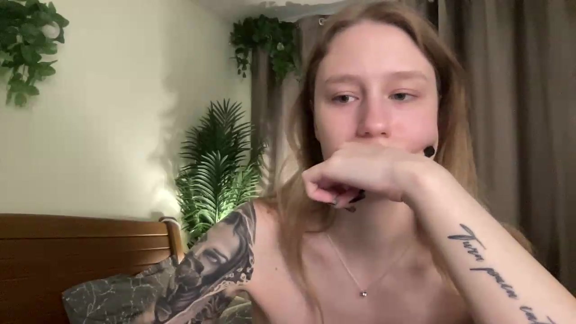 Gallery image thumbnail from Melody_Sabre's myfreecams stream on, 08/15/2026, 13:39 image 11 of 20