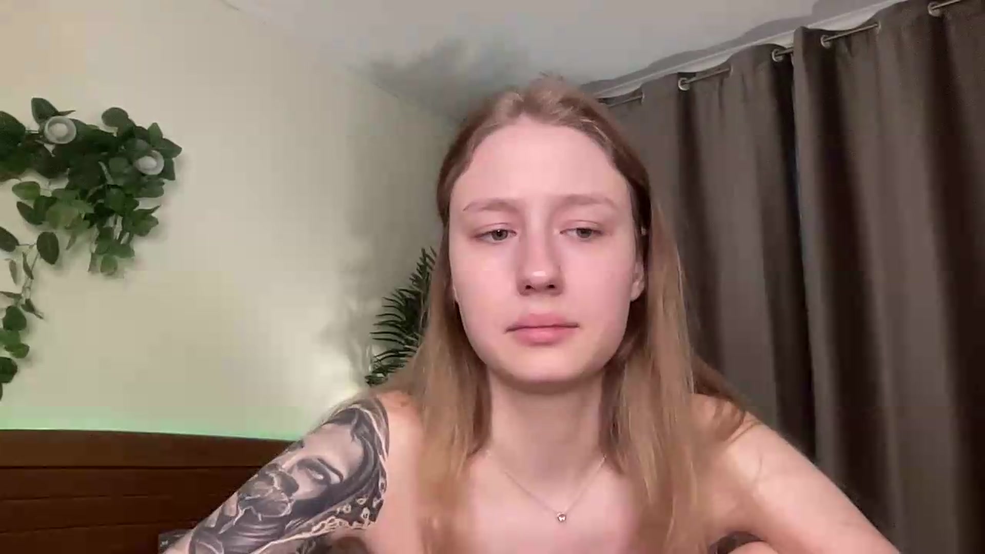 Gallery image thumbnail from Melody_Sabre's myfreecams stream on, 08/17/2026, 10:35 image 6 of 20